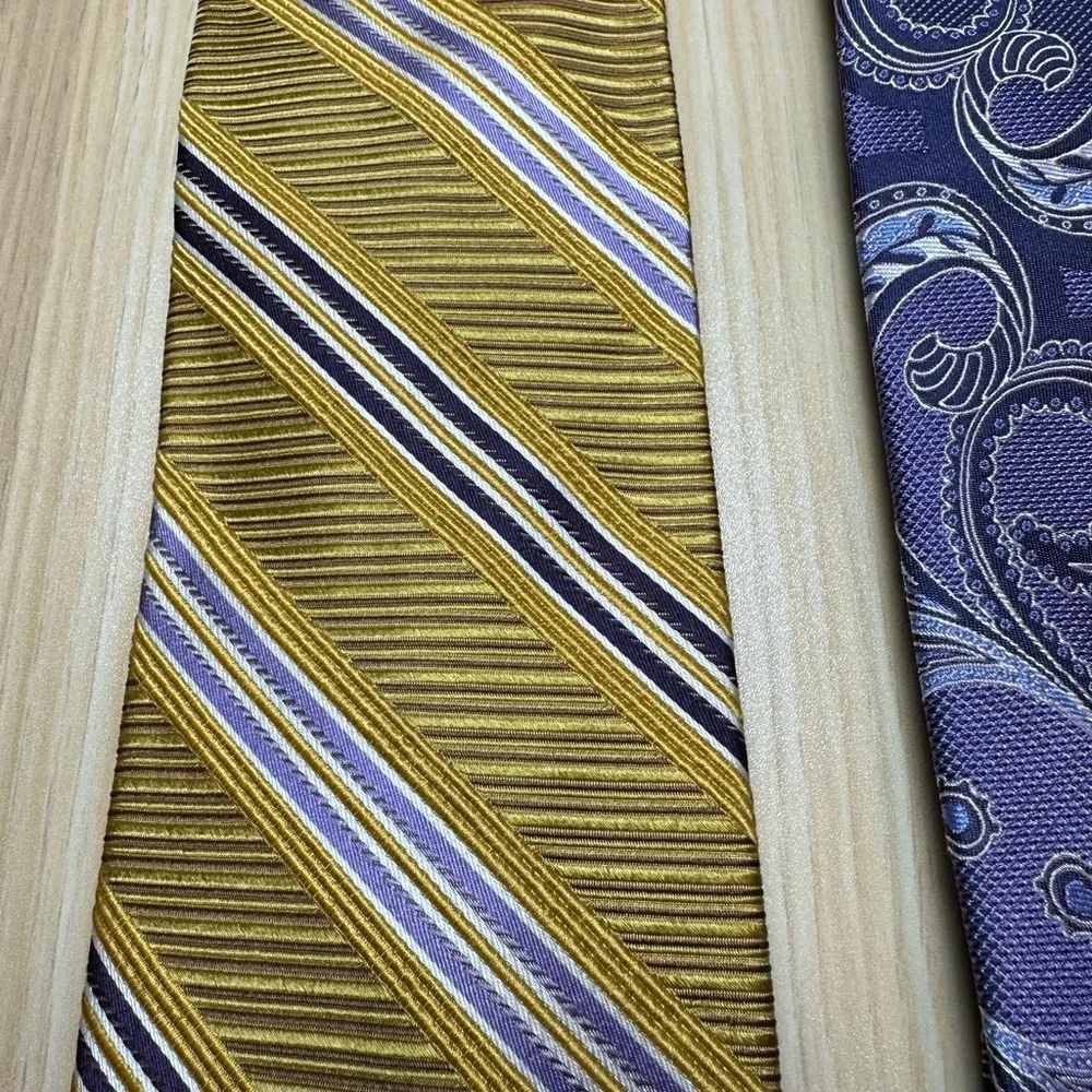 Jos A. Bank set of 2 Gold Purple stripe and Periwinkle Paisley Men's Ties silk